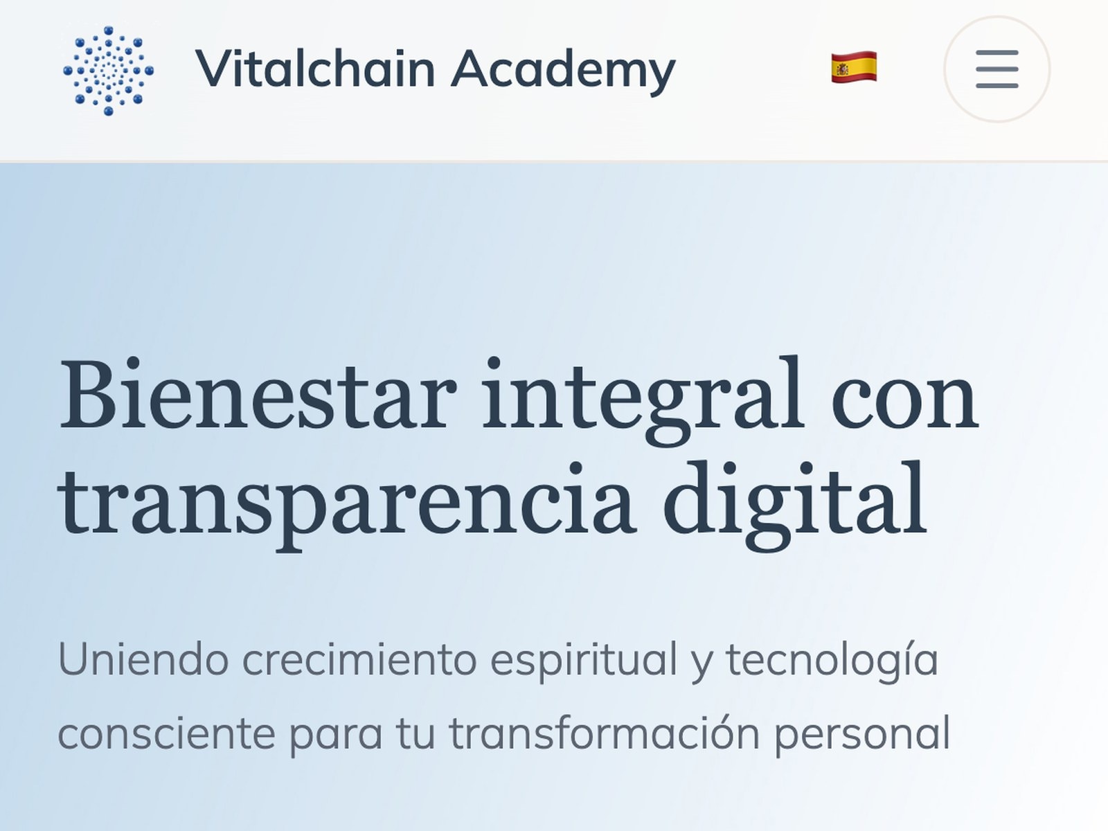 La portada de vitalchainacademy.com con el titular «Bienestar integral con transparencia digital»
